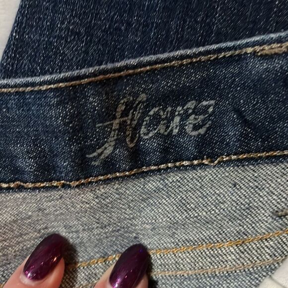 Calvin Klein Flared Jean. Size 10 - Picture 11 of 13